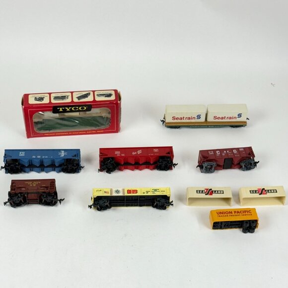 HO Scale Vintage 7 Train Cars , 3 Trailers Sea train Sea Land, Union Pacific - Picture 6 of 6
